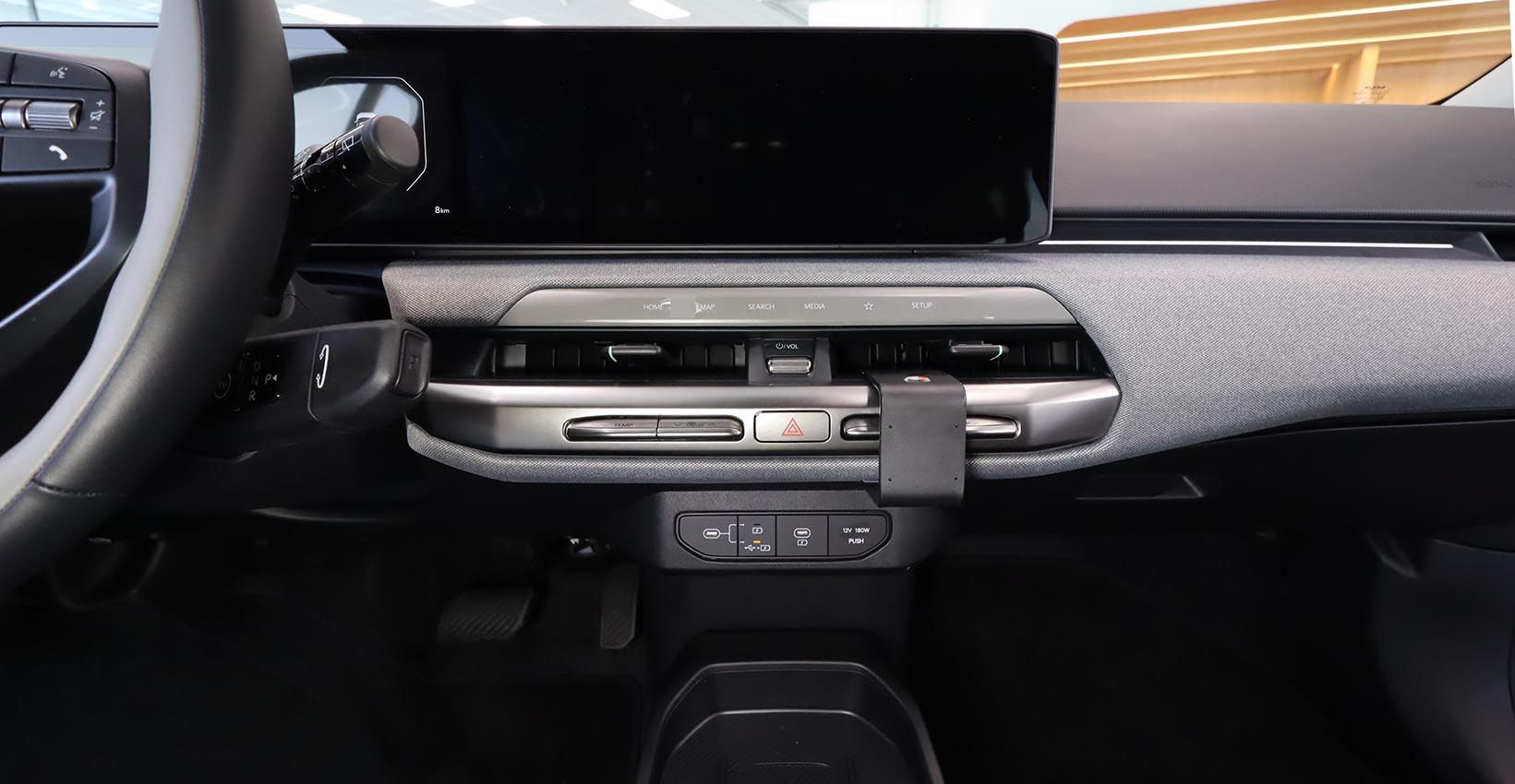 Proclip Kia EV4 25- Mitte montage